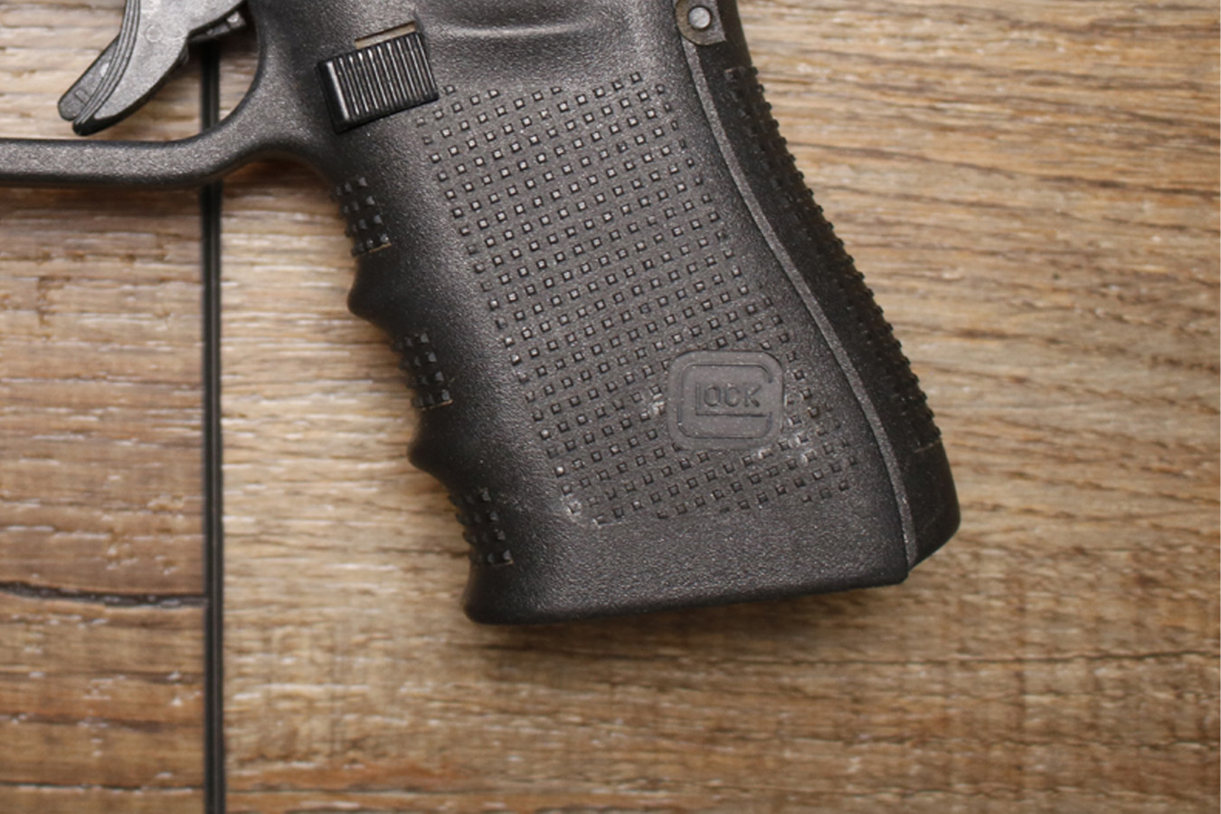 GLOCK 23 Gen 4 40 S&W Police Trade-In Pistol (Magazine Not Included)